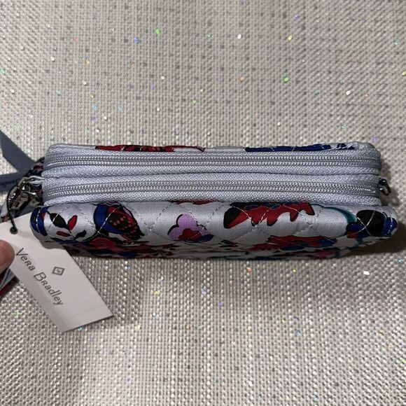 Vera Bradley RFID 3 in 1 Vineyard Floral Ultralight Quilted Cotton Crossbody Bag - Picture 15 of 17